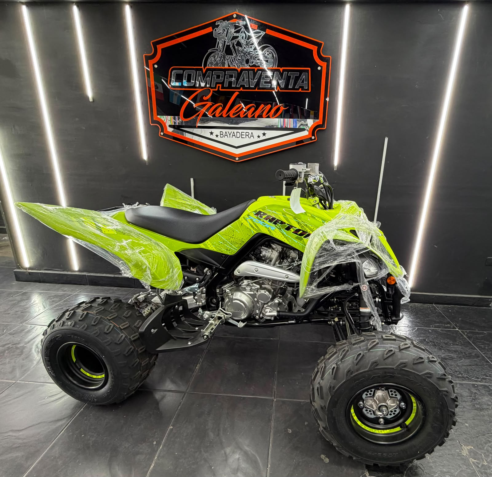 Yamaha Raptor 700 · Vista lateral
