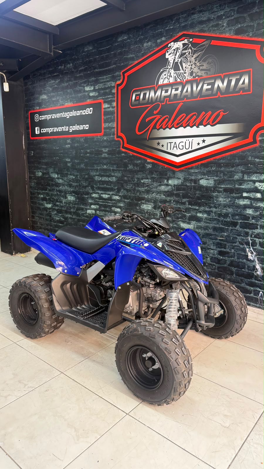 Yamaha Raptor 110 modelo 2026 · Vista frontal y lateral