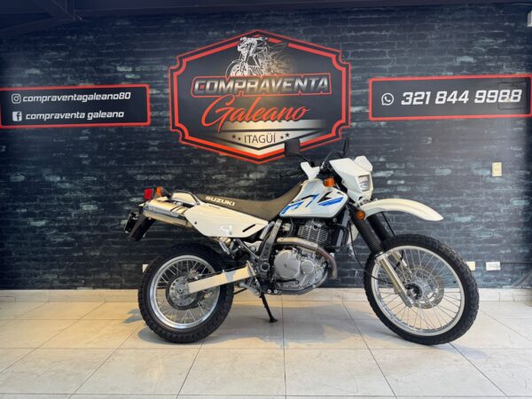 Suzuki DR650 Modelo 2025